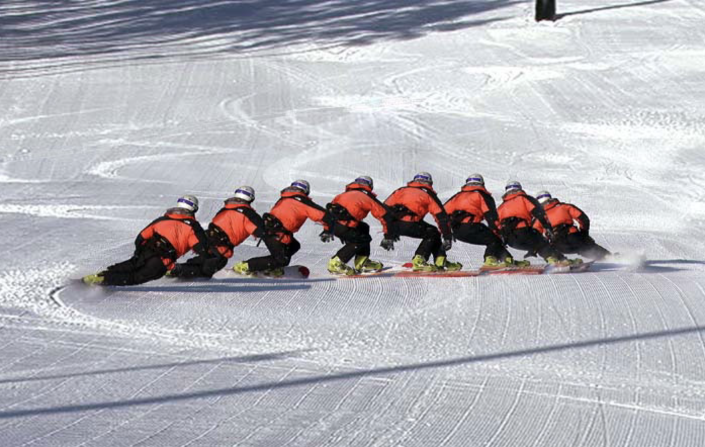 snowboarder carving sequence