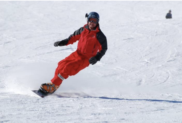 snowboarder on heelside edge