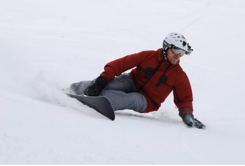 snowboarder on heelside edge